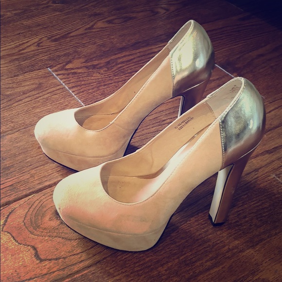 Topshop Shoes - Topshop nude and gold pump